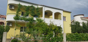 Гостиница Apartmani Vranjkovic  Водице